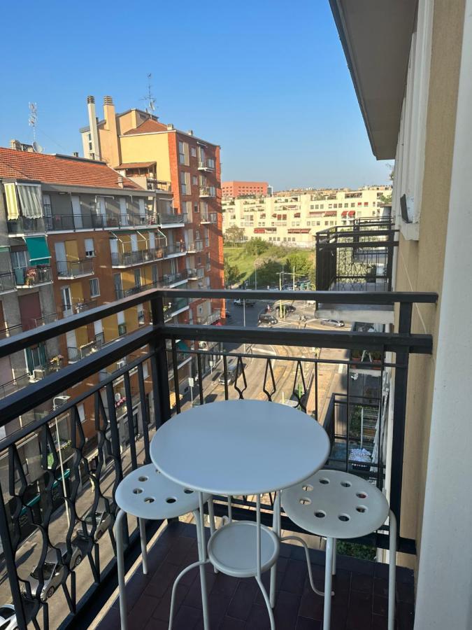Bicocca Modern Apartment Милан Экстерьер фото