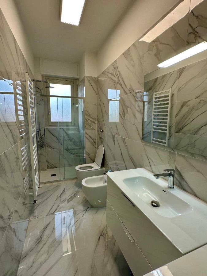 Bicocca Modern Apartment Милан Экстерьер фото