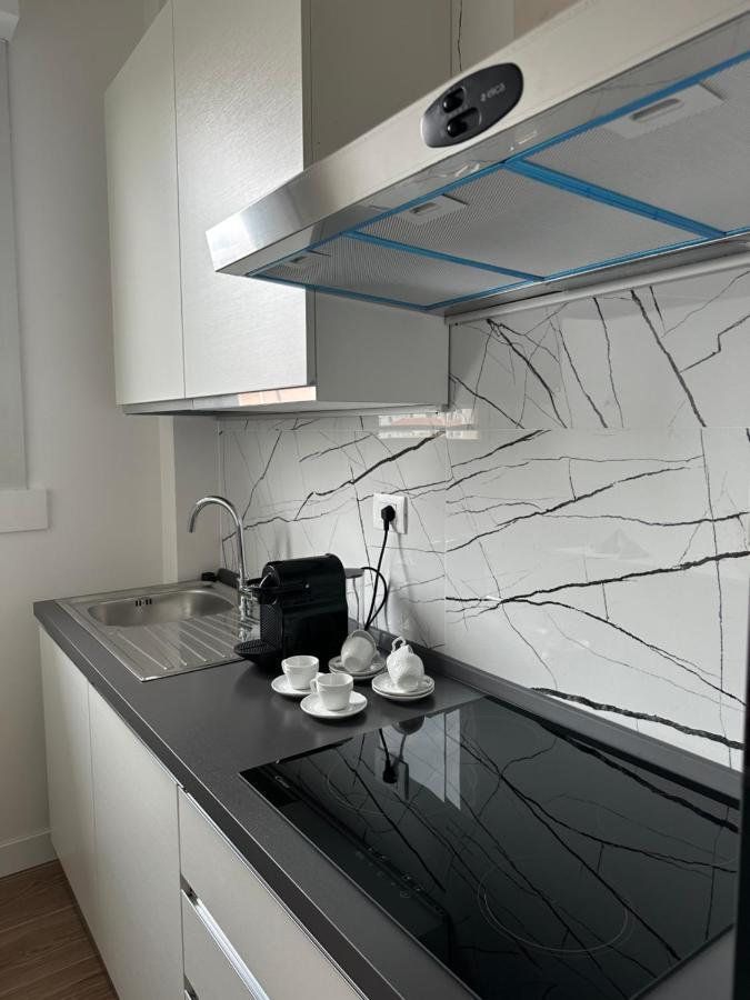 Bicocca Modern Apartment Милан Экстерьер фото